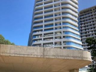 Продам квартиру 60 кв. м., 19/21, новый дом, жк Кандинский.