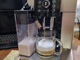 Кофемашина Delonghi Capuccino