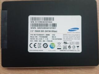 Продам SSD 256