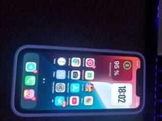 Продам iPhone XR