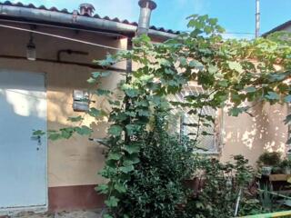 Продается 1 комнатная квартира с гаражом