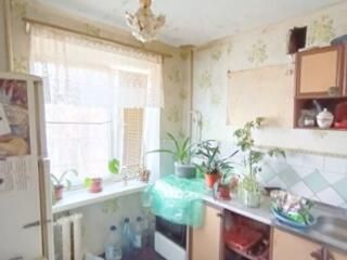 Продаю 2-кімнатну квартиру, пр. Миру