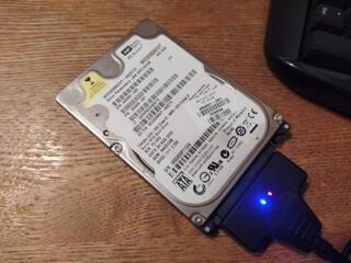 HDD -320 Gb WD scorpio и кабель адаптер.