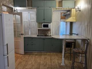 Сдам спальню и кухню-гостиную на Краснослободской