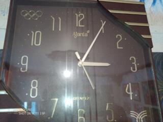 Часы= 70 рублей(любые) Телеграмм.