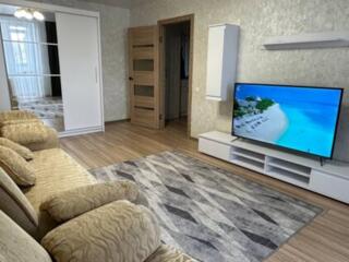 Сдается уютная двухкомнатная квартира р-н Центр (Орхидея/Монарх)