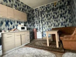 Продам 2х комн квартиру 50 кв.м с Балконом ул. Ризовская