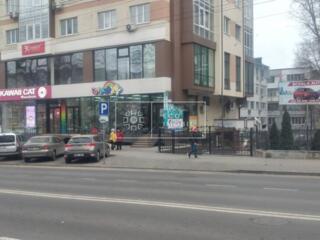 Spre chirie spațiu comercial amplasat în sec. Buiucani, str. Ion ...