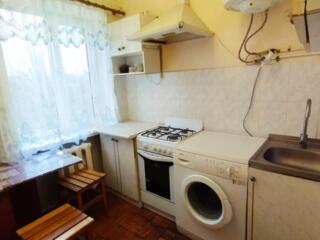 Сдам 1-комнатную квартиру возле Парка Горького на Героев Крут.