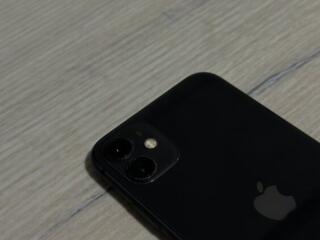 Продам iPhone 11 чёрный