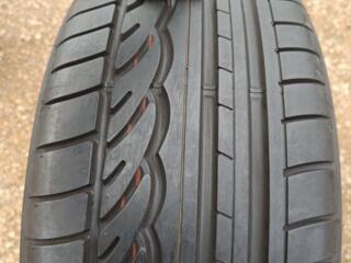 235/50/18 Dunlop sport 01V.