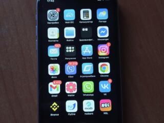 Продам iPhone 11 64gb