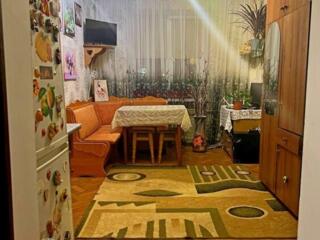 Продам комнату с ремонтом на Молодежной.