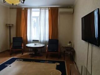 Сдам 2-комнатную сталинку на историческом центре города на ул. Троицкой