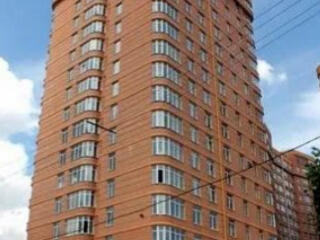 1к Средняя/ЖК Люксембург 12/17эт. 47м. Евроремонт, мебель.