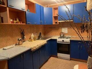 Предлагается к продаже 3-комнатная квартира, перепланированная в 2-х .