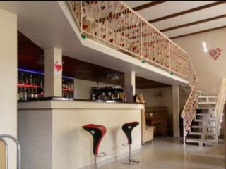 Продам фасадное отдельно-стоящее помещение в центре Слободки.