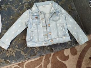 Продам пуховики на 2-3 года