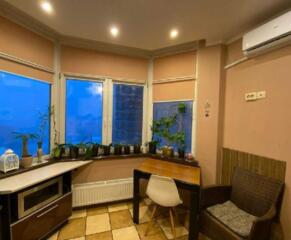 Современный комплекс в центре города. 6/16. 40/19/9. Капремонт.