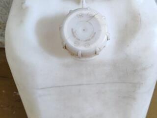 Продается канистра 23л.