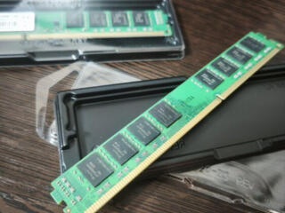 DDR3 8gb 1600 Hynix Запечатанные есть пара цена за шт.