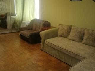 Сдам 1-комн. 2/9 Небесной сотни. 35/18/9. Набор мебели и техники.