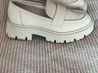 ЛОФЕРЫ (36р) 250 РУБ.