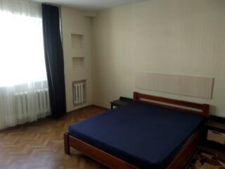 Сдам 1-комнатную квартиру на Ядова/ Нефтяников/ Слободка