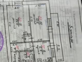 Продается 2-х комнатная под ремонт