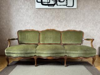 Продам винтажный диван Луи XV