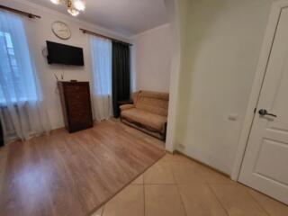 1-комнатная, 1 этаж, два уровня, ул. Семинарская