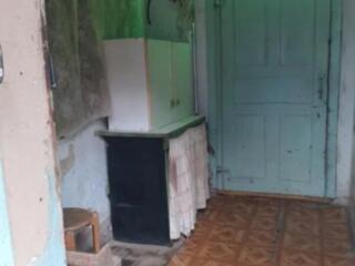 Приватний будинок у смт Олександрівка біля ставка 