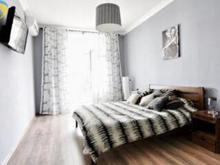 1-комн Сталинка в ЦЕНТРЕ ГОРОДА на Бунина!