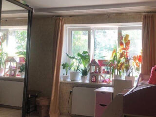 1к Житомирская/ивановский мост. 2/2. 30/18/7 Кап рем, новая крыша