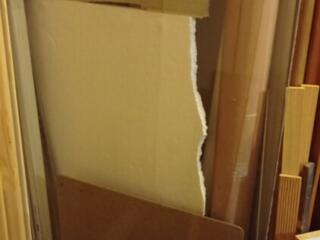 Стекло 59х136 см толщина 8 мм