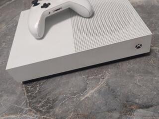 Продам Xbox One S 1TB – Отличное состояние