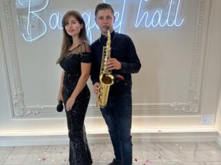 Ведущая на торжество