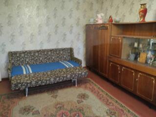 Предлагается к продаже трехкомнатная квартира на Семена Палия, 12-ти .