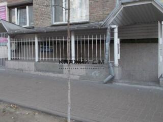 Пропонується до оренди комерційне приміщення на Лук'янівці по вул