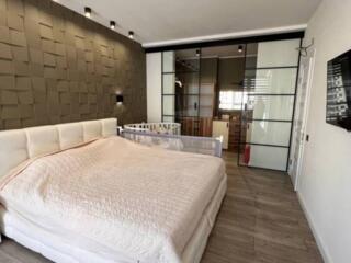 В продаже двухкомнатная квартира в Киевском районе с раздельными ...