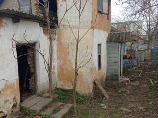 Продается старый дом в городе Дубоссары район автостанция