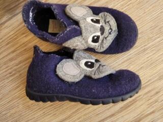 Продам детскую обувь 1-2года