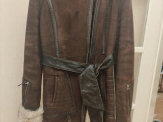 Дублёнка женская в отличном состоянии, очень теплая, качество, размер