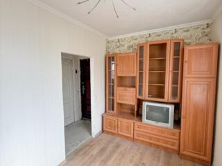 Продам 1- ком квартиру (р-он Кировский)