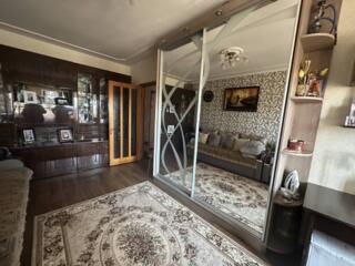 Продажа двухкомнатной квартиры с ремонтом, мебелью и техникой Таирова 