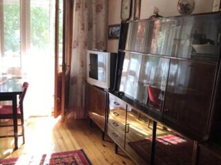 Продам двухкомнатную квартиру на Таирова