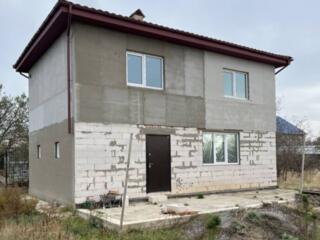 Предлагается к продаже двухэтажный дом в с. Вапнярка общей площадью ..