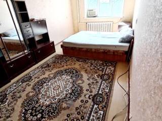 Торг!!! 2 комн блок, Западный, Гвардейская, 2/9, мебель и техника