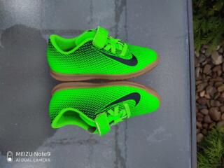 NIKE оригинал для футбола.