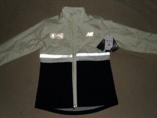 Ветровка New Balance!